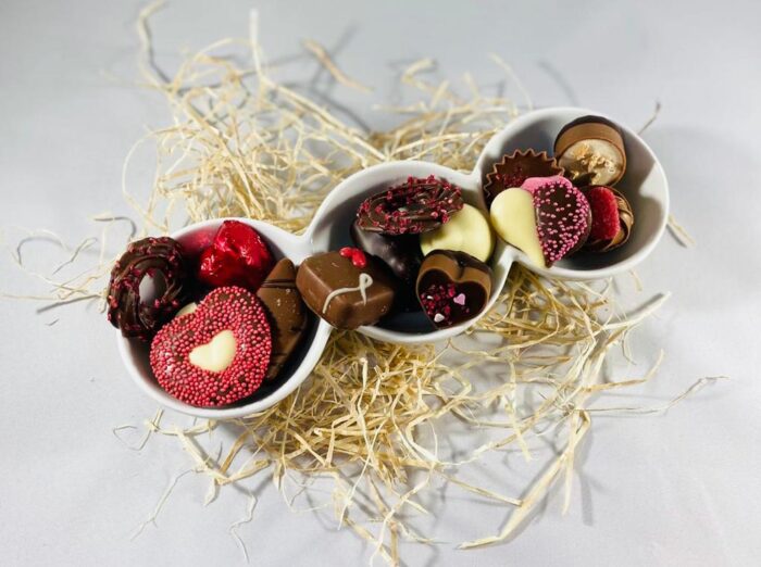 Moederdag schaaltje met luxe Belgische Bonbons